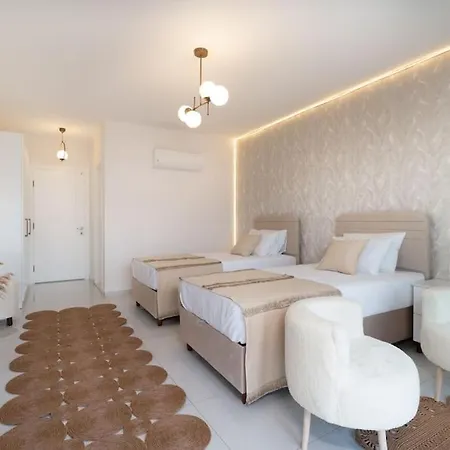 Seashell House - Private, Luxury, Pool, Sauna Vilă *
