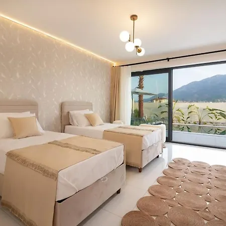 Villa Seashell House - Private, Luxury, Pool, Sauna *